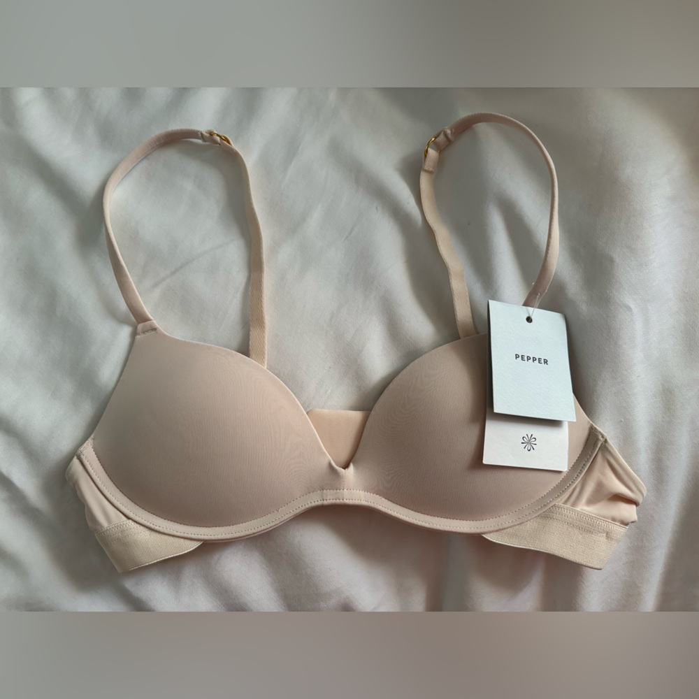 Pepper Zero-G Wirefree Lift Up Bra - 32AA - NWT